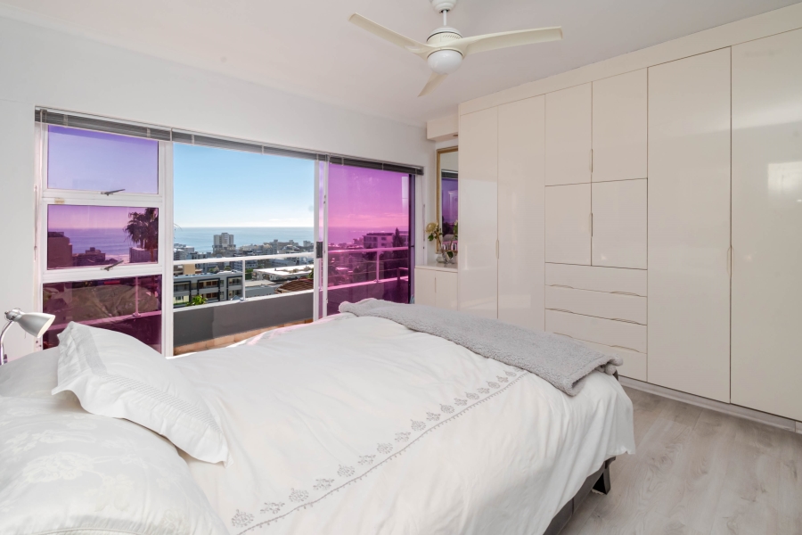 3 Bedroom Property for Sale in Sea Point Western Cape
